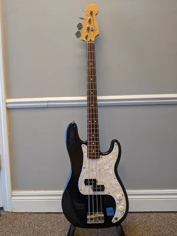 Mexican Fender Precision Bass